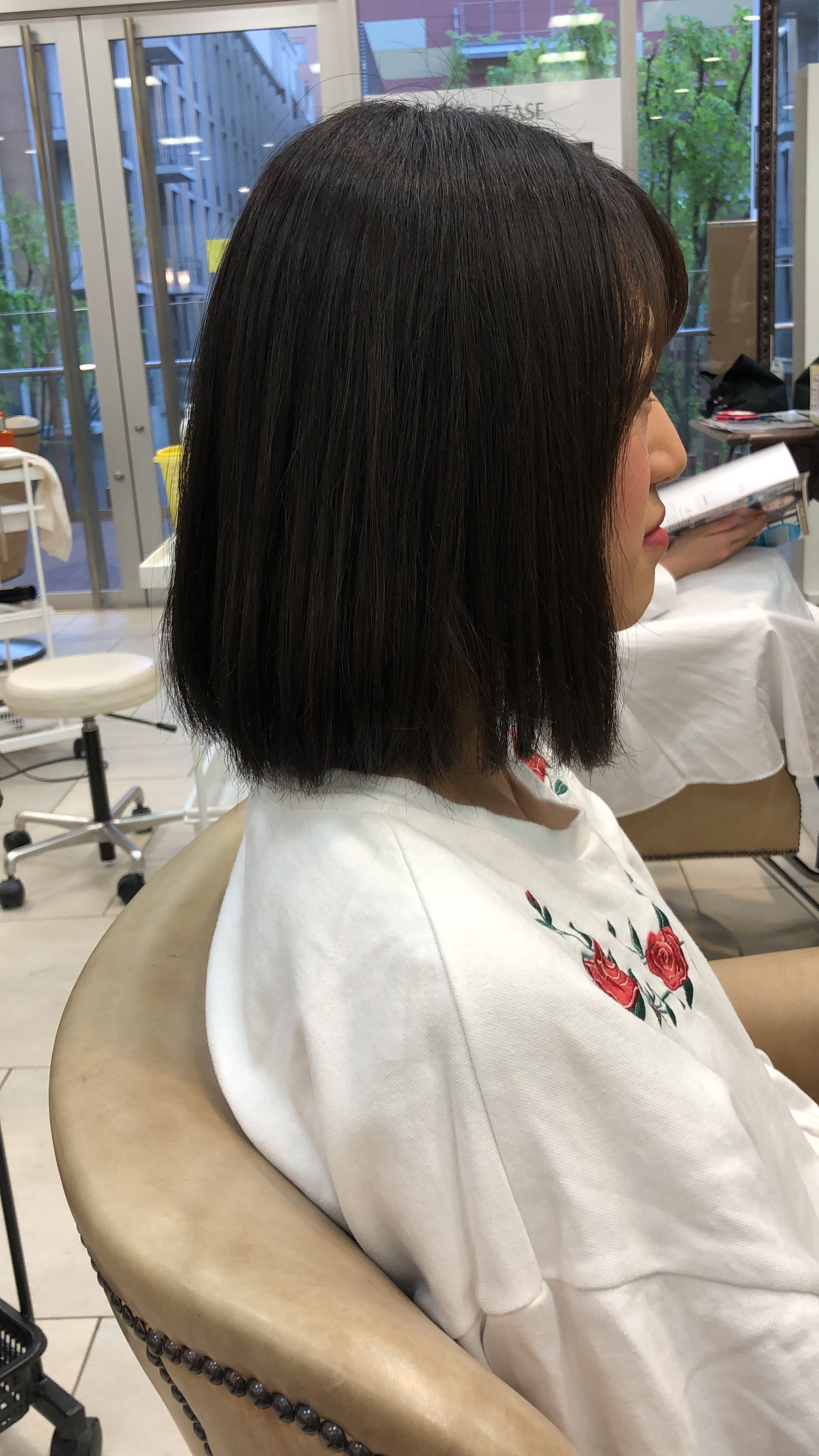 くせ毛で膨らむ髪を可愛いショートヘアに出来ますか?